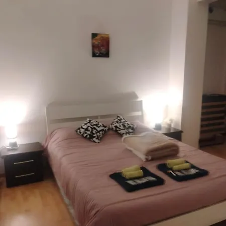 Apartment R&d Golden House Rome