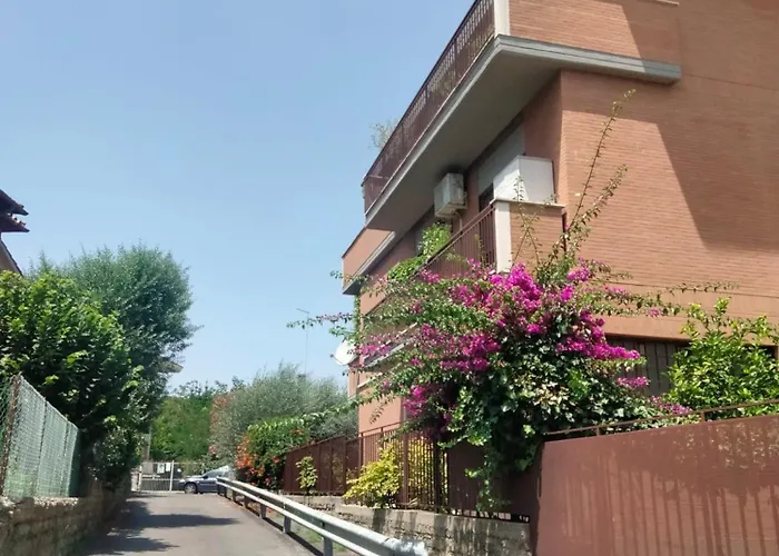 R&d Golden House アパート ローマ