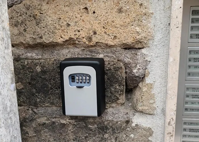 R&d Golden House アパート ローマ